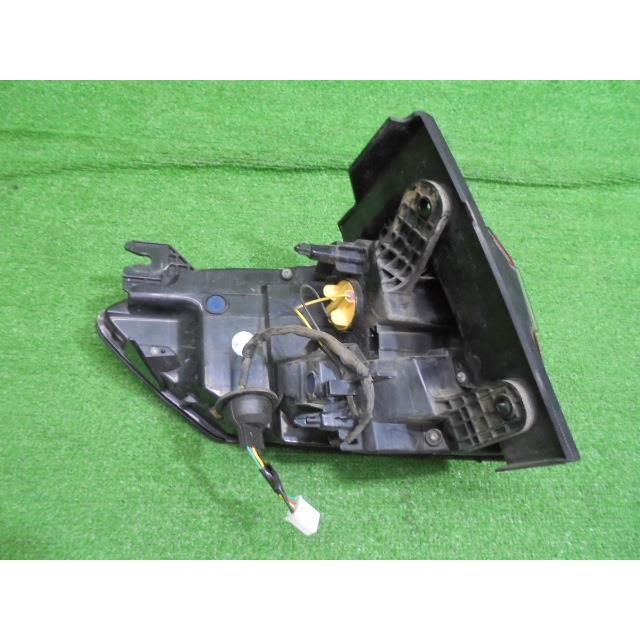 オデッセイ DBA-RC1 右テールランプ 33500-T6A-003 (Mogee EW814 ABJ2