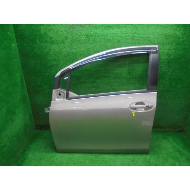 ヴィッツ DBA-SCP90 左Fドア 67002-52340 (Mogee FL203 DBE3) : リサイクルパーツモギー66 - 通販 ...