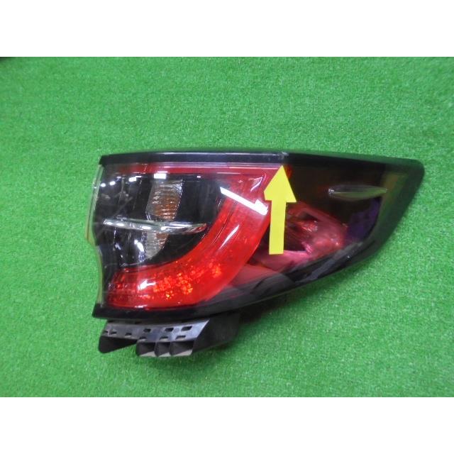 カローラツーリング 6AA-ZWE214W 右テールランプ 81551-12E20 (Mogee