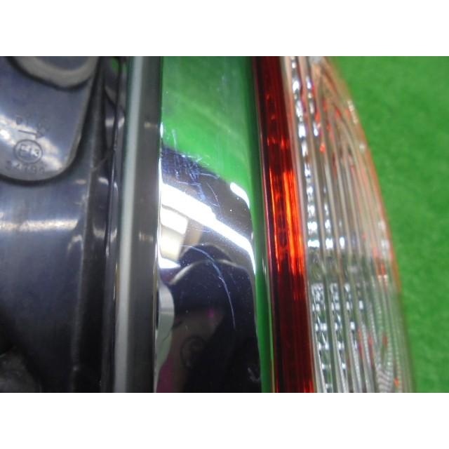 クロスビー DAA-MN71S 右テールランプ 35650-76R60 (Mogee FO1000 CHC2