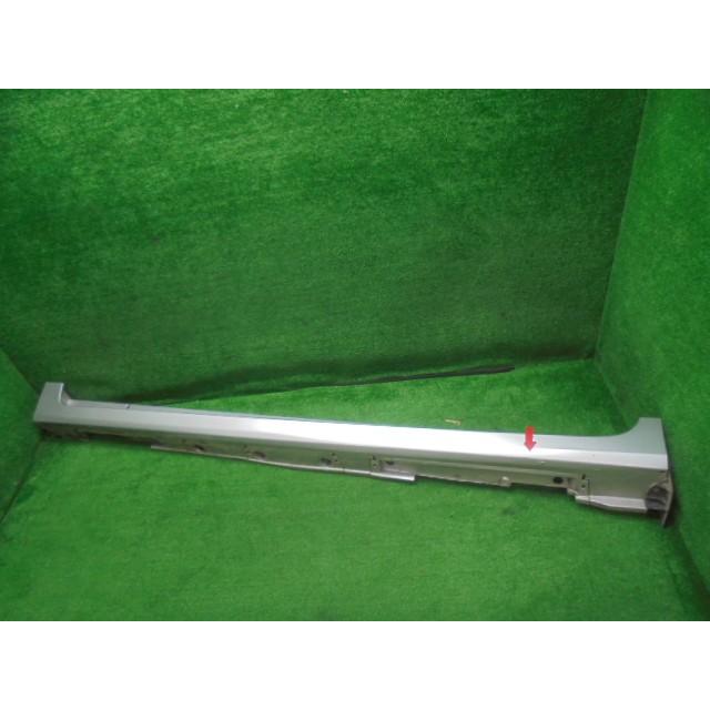 プリウスα DAA-ZVW40W 左サイドステップ 75860-47020-B0 (Mogee FR819