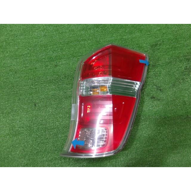 ステップワゴン 右テールランプ 33500-SZW-003 (Mogee FU690 CHD6
