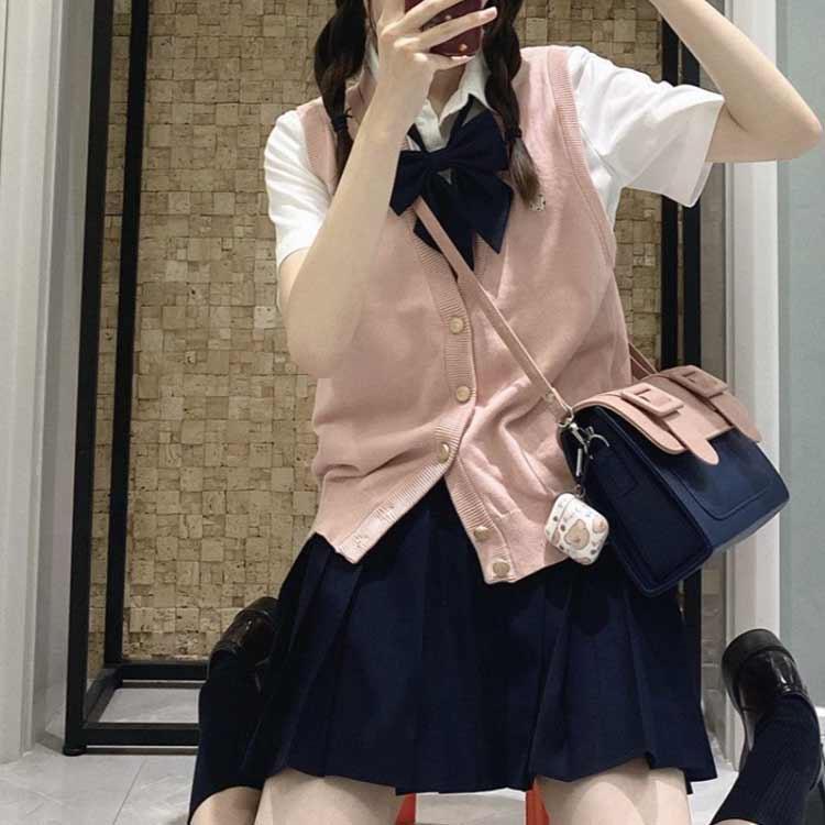 スクールベスト ニットベスト Vネック 袖なし スクールベスト 制服 無地 高校生 ノースリーブ 学生服 前開き レディース ニット 女子校生 トップ |  | 03