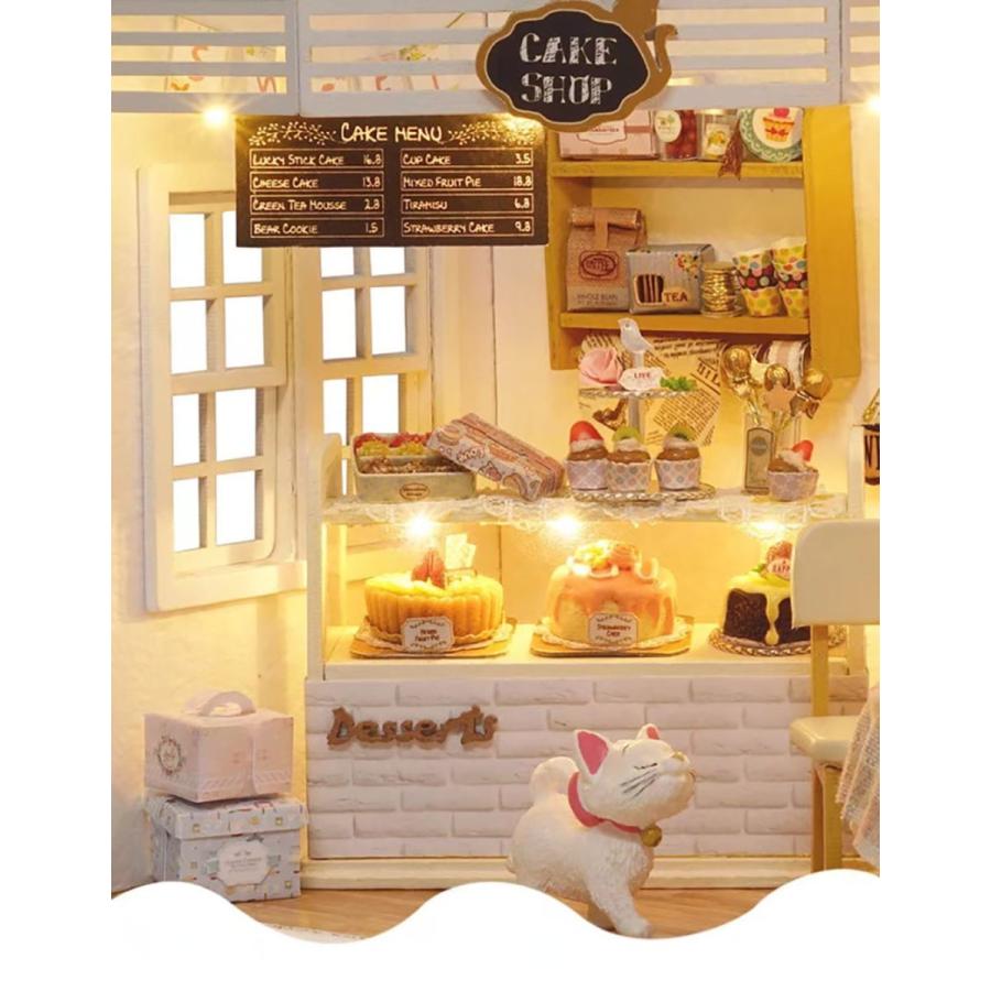ミニチュア　ドールハウス　ライト　　　　　「雑貨屋さん」 LEDライトが照らす小さなお店、「つくるんです®」からミニチュア