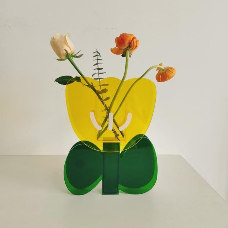 フラワーベース 花瓶 一輪挿し アクリル フラワー型 イラスト だ