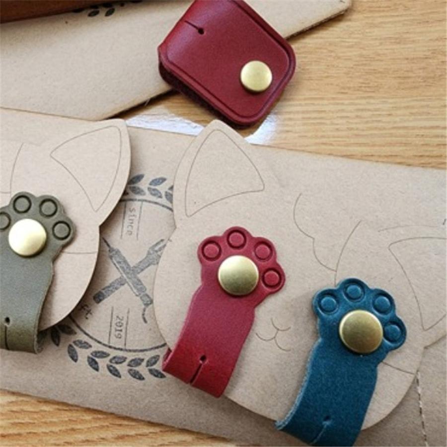 猫 ネコ コード クリップ イヤホン ホルダー レッド 1本 & ブラウン 1本 ケーブル 配線 まとめ 結束 収納 バンド クリップ 絡まらない |  | 10