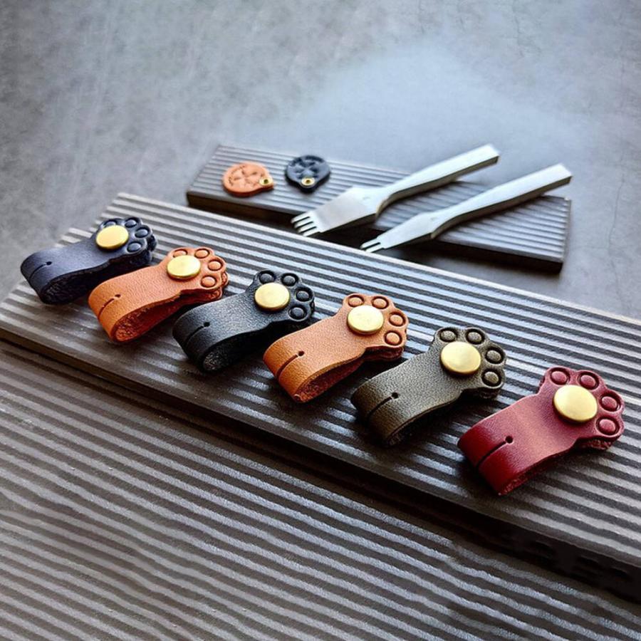 猫 ネコ コード クリップ イヤホン ホルダー レッド 1本 & ブラウン 1本 ケーブル 配線 まとめ 結束 収納 バンド クリップ 絡まらない |  | 17