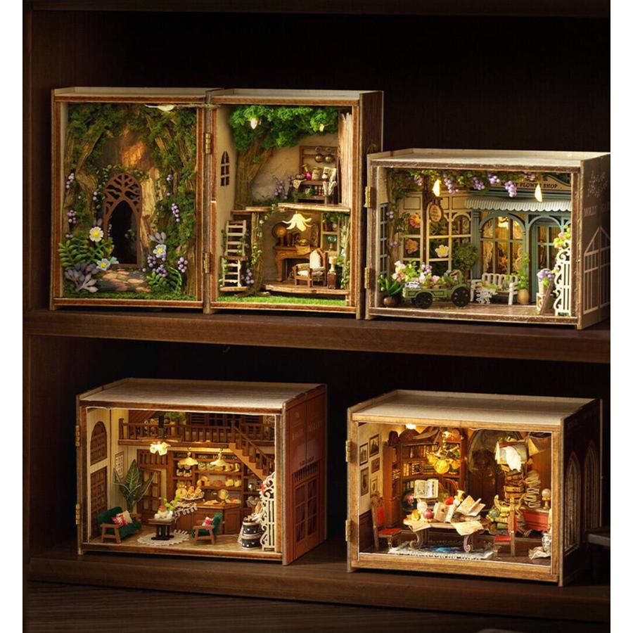 ドールハウス ミニチュア 手作りキット セット 英語説明書 手のひらサイズの 街 ショップ 店 レトロ タウン 並べて 街並み パカッと開く ジャングル ワンダ |  | 12