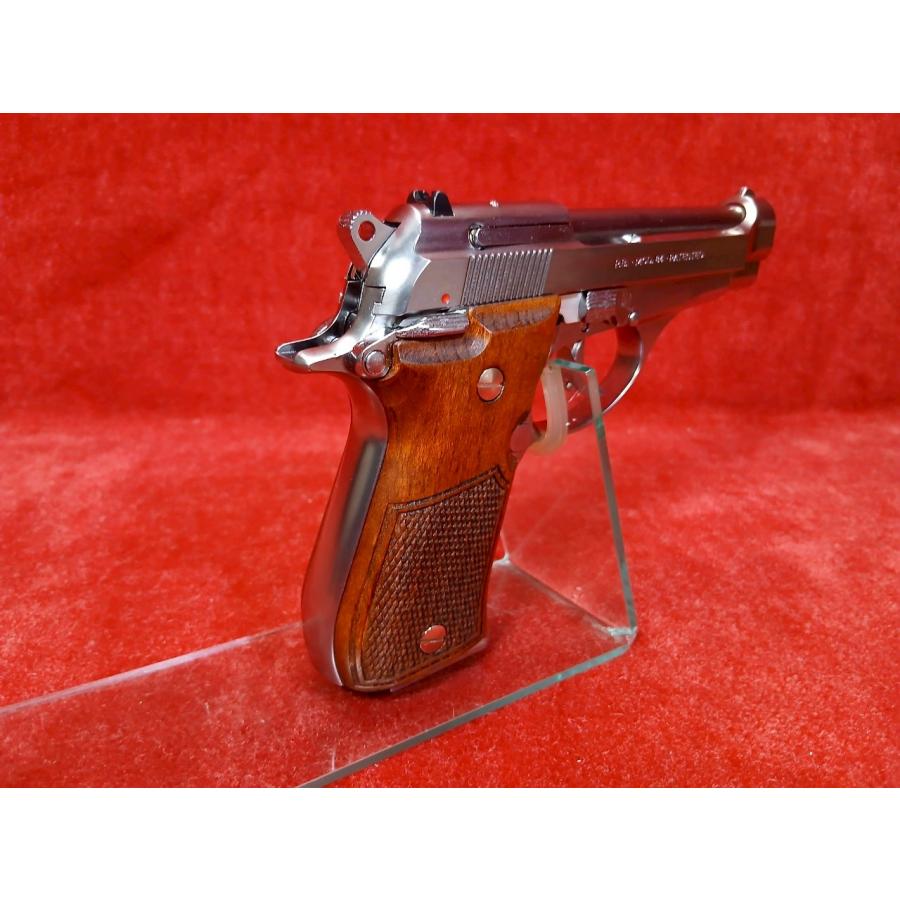 【4/22(水)5％OFFクーポン】マルシン 組立式 発火型モデルガン M84 ABS SV ハーフチェッカー木製グリップ仕様の画像