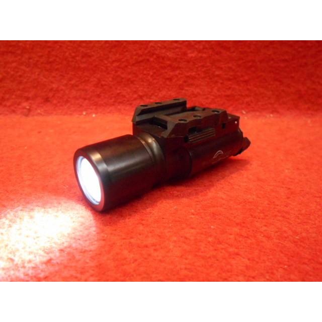 SUREFIRE X300タイプLEDウェポンライト(260) : 総合エアガンSHOPモケイ