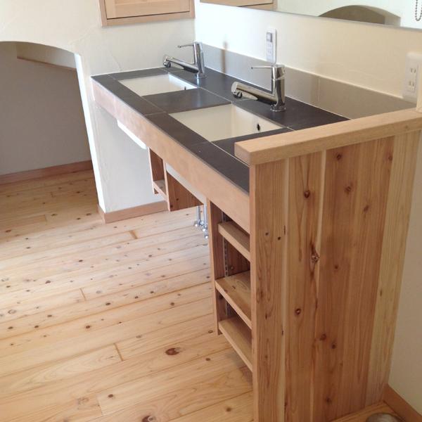 天然　杉　DIY材　木材　天板　無垢材　一枚板　テレビ台　カウンターテーブル THE TV BOARD / LOW TABLE 無垢 杉 × Black Steel – KANADEMONO