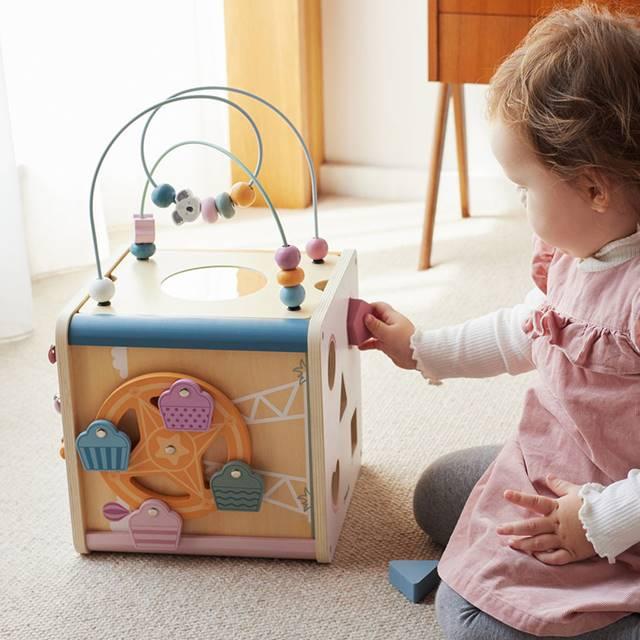 木のおもちゃ 出産祝い 知育玩具 1歳 2歳 誕生日 プレゼント 8イン1