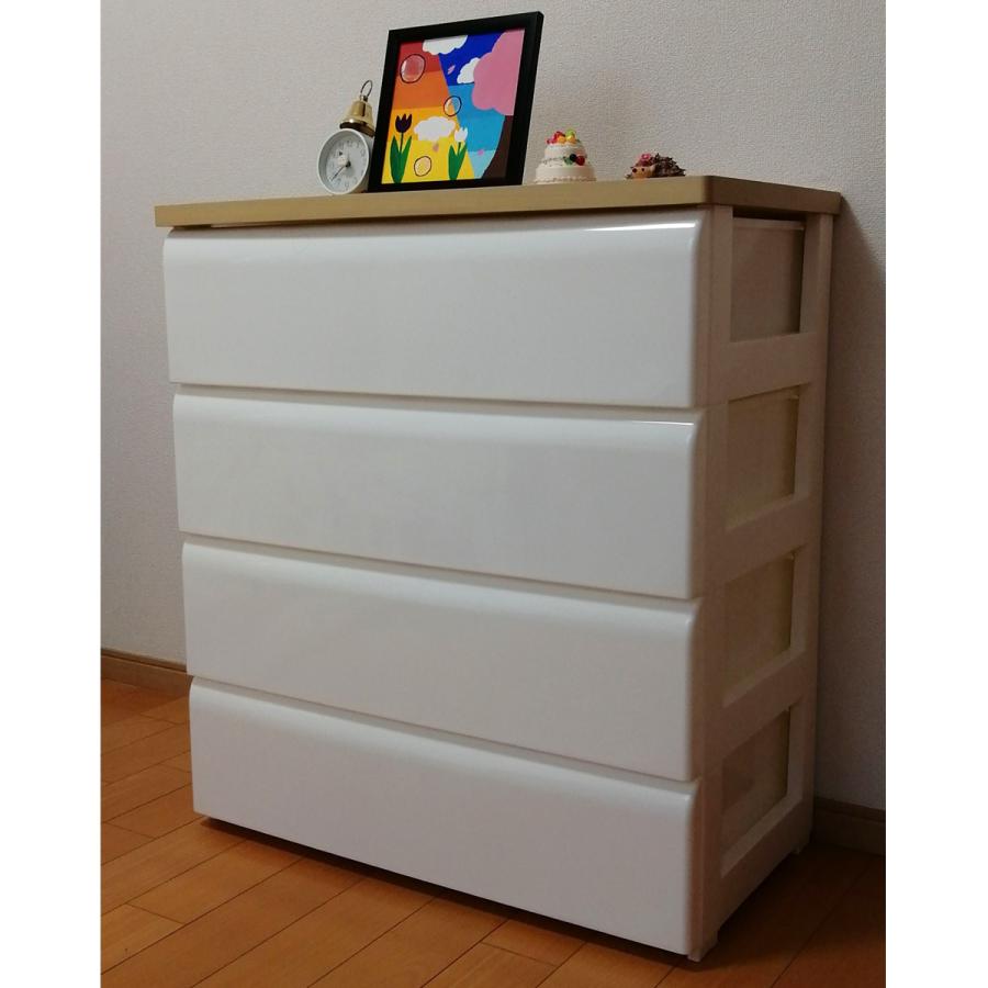チェスト 4段ワイド 木天板 幅74cm 奥行40cm リビング 子供部屋 クローゼット収納 プラスチック製 国産 引き出しの画像