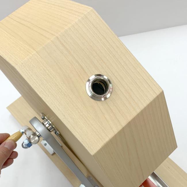 ガラポン抽選器 木製 1000球用(玉付き) Amazon.co.jp: 木製抽選器 （ガラポン・ガラガラ） 1000球用 : おもちゃ