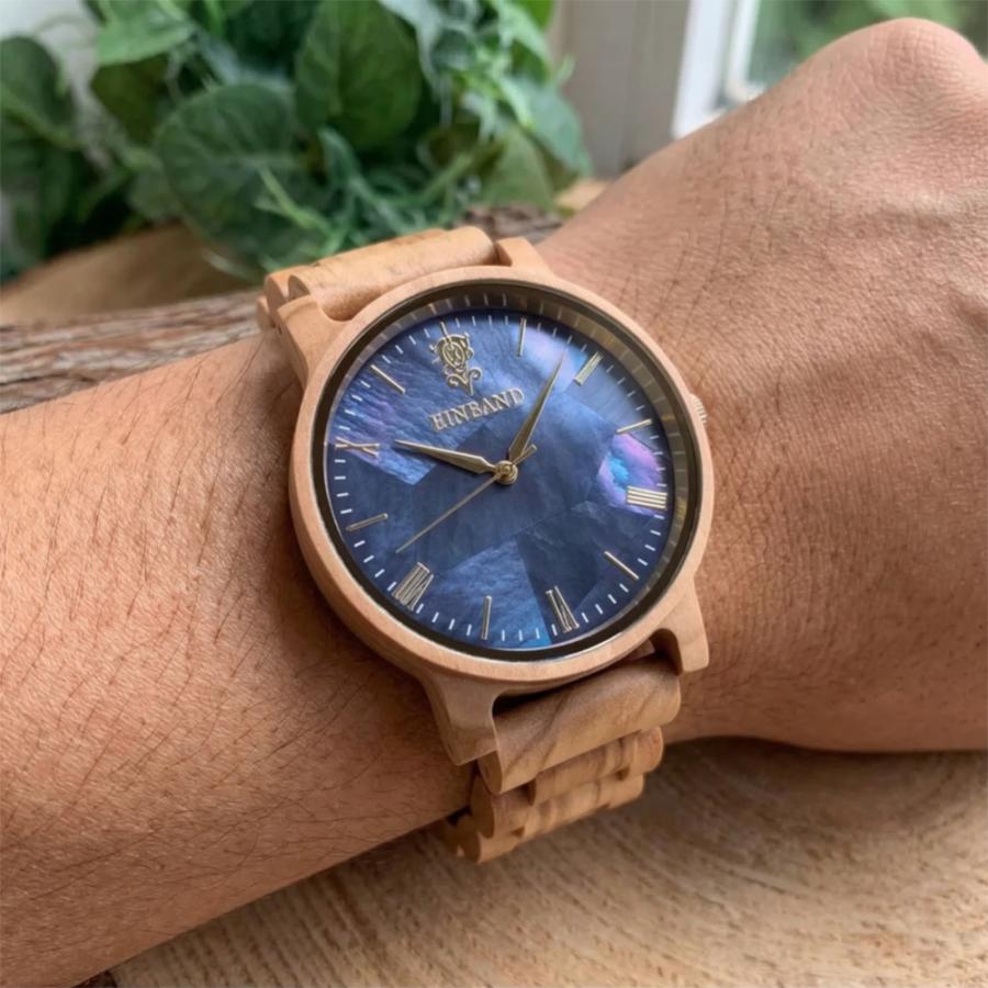 腕時計 木製 メンズ ブランド Reise ネイビーブルーマザーオブパールとオリーブの木製腕時計 40mm 日本製 アインバンド 男性向け Reiseの画像
