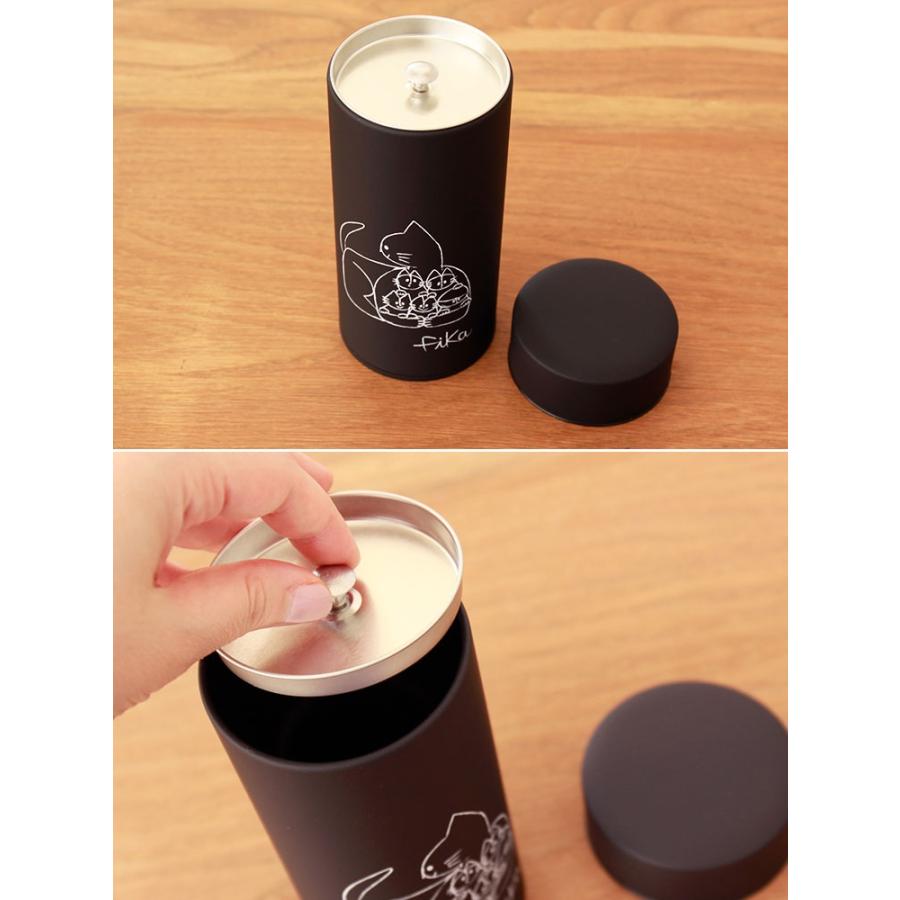 コーヒー缶 ペアセット イラスト 保存容器 小物入れ 収納 茶筒 キッチン 雑貨 北欧 白 黒 モノトーン オシャレ 紅茶 お茶 シンプル Fika フィーカ キャニスター B43cfset インテリアと雑貨のお店 モリーフ 通販 Yahoo ショッピング