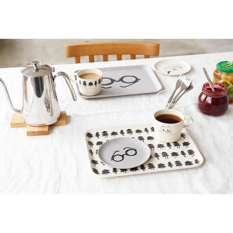 トレイ おぼん 北欧 トレー お盆 キッチン カフェ かわいい 可愛い おしゃれ 白 メガネ イラスト シンプル モノトーン サービングトレイ 山鳩舎 みやぎちか B81cs025 インテリアと雑貨のお店 モリーフ 通販 Yahoo ショッピング
