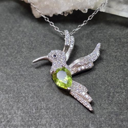 ペリドット 小鳥 ペンダント ペリドット ネックレス シルバー キラキラ 