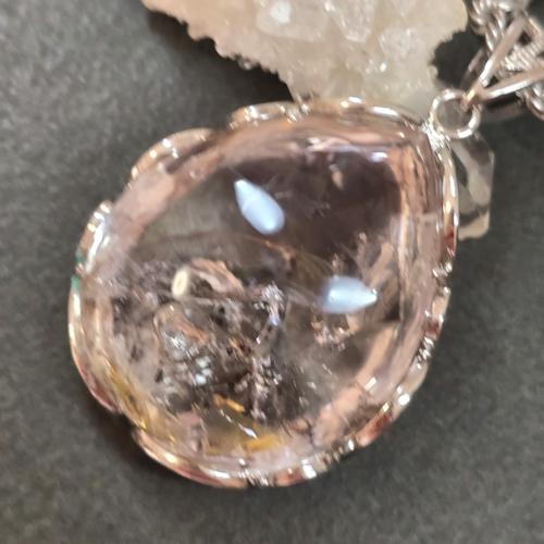 水入り水晶　ペンダント　エンハイドロクォーツ　ネックレス　シルバー　ふりふり