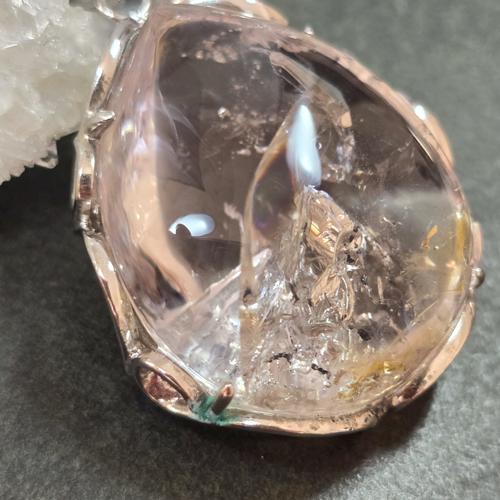 水入り水晶　ペンダント　エンハイドロクォーツ　ネックレス　シルバー　ふりふり