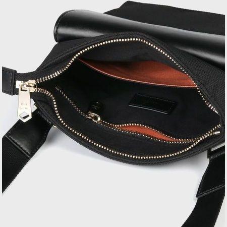 再入荷1番人気 ポールスミス バッグ メンズ ショルダーバッグ マルチストライプナイロンポケット ミニショルダーバッグ ブラック Paul Smith 本店は Mercurytechnologies Mn Com