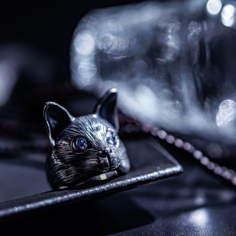 9月誕生石 猫 リング シルバー925 ブルーサファイア 天然石 キャット 指輪 10〜16号 レディース 誕生日プレゼント ギフトの画像