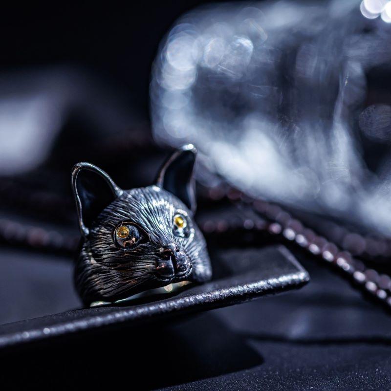 9月誕生石 猫 リング シルバー925 イエローサファイア 天然石 キャット 指輪 10〜16号 レディース 誕生日プレゼント ギフトの画像