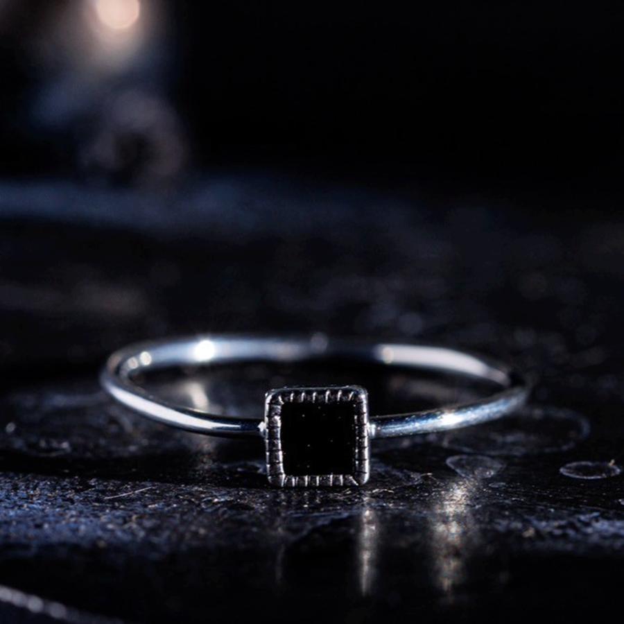 Noir】 シルバー925 オニキス スクエア リング レディース 0号〜20号
