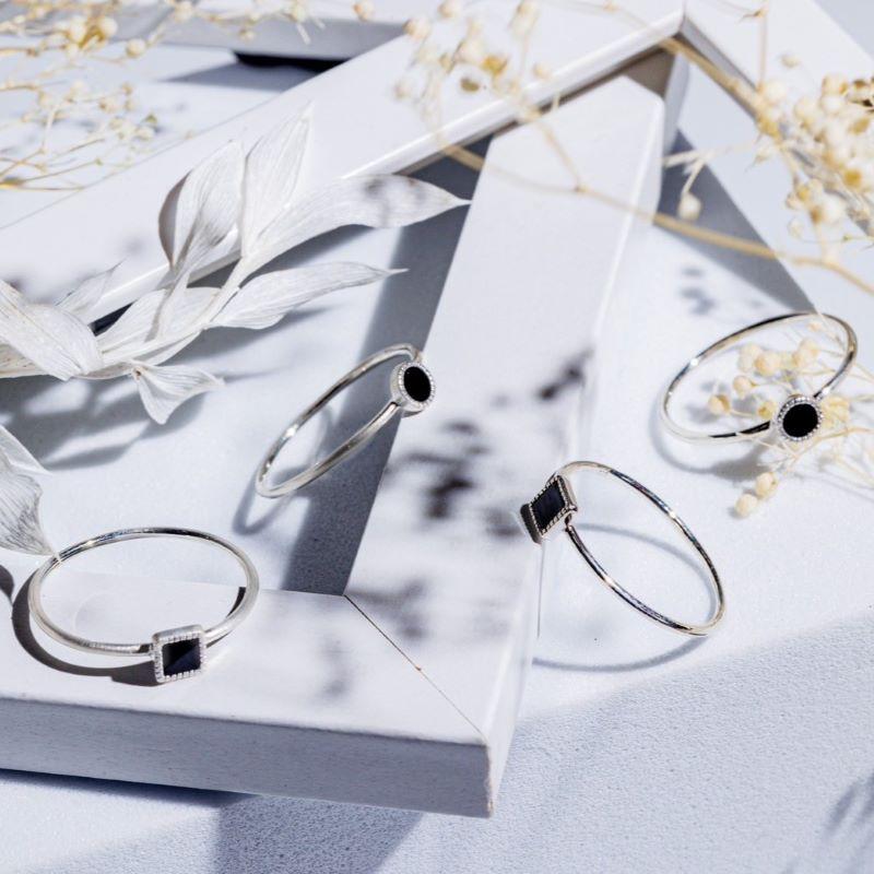 指輪 オニキス レディース メンズ シルバー925 ピンキーリング 艶消し