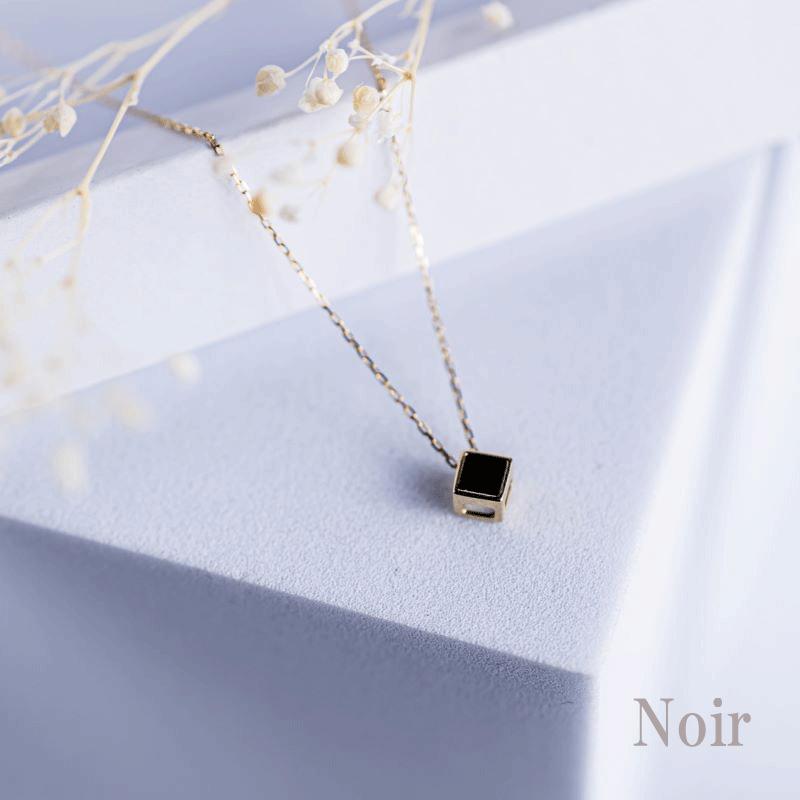 K18金 ゴールド オニキスペンダント　トップ スクエア ヴィンテージ Sana スクエア レディースアクセサリー オニキス イエロー