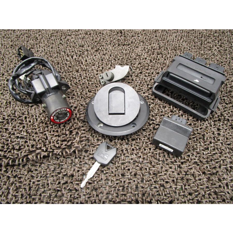 ZX-10R メインキーセット イモビライザー付き ECU ○ZF31 ZX-10R メインキーセット イモビライザー付き ECU ○ZF31
