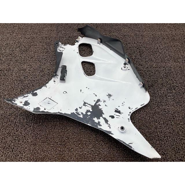 GSX-R1100 アンダーカウル右 □v609！GU75A スズキ 【 U707 】 : A