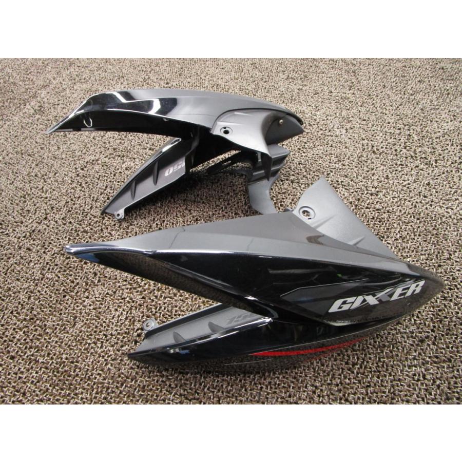 ジクサー150 シュラウド左右 □C587！ED13N スズキ 【 BGA1 】 GIXXER