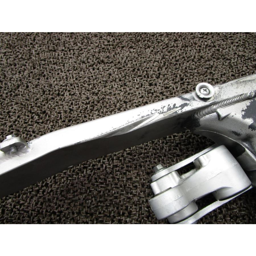 DトラッカーX スイングアーム リアアクスルシャフト □S655