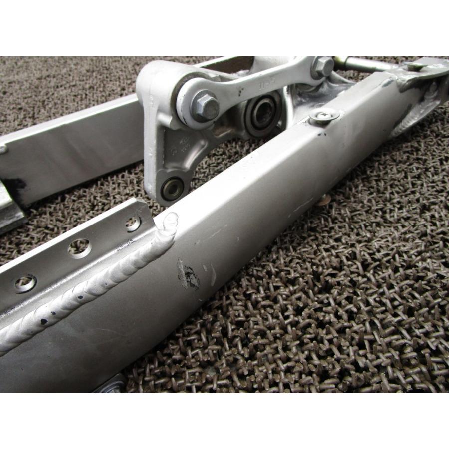 リール yuka 9302525 Bottom Roller for ZX210F-5G & ZX240LC-5G Excavators