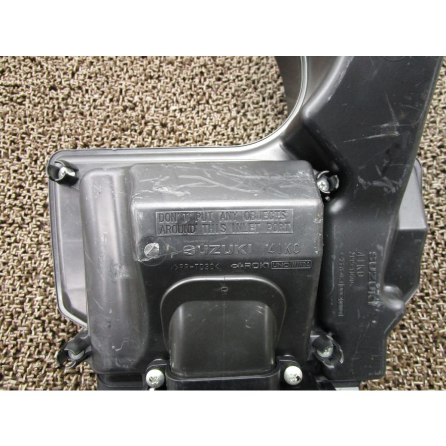 ジクサー250 エアクリーナーボックス □Y545！ED22B スズキ