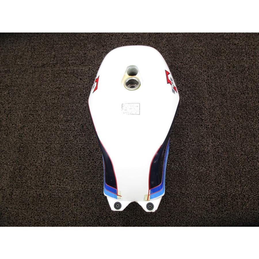 RG250ガンマ ガソリンタンク □B9125！GJ21A スズキ 【 J201 】 キャブ