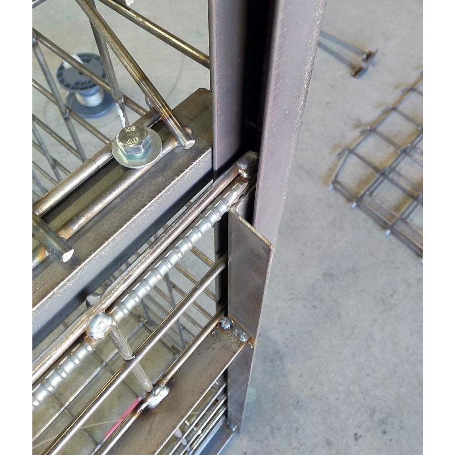 補強型 イノシシ・シカ用箱罠 犬小屋 片扉 2mx1mx1m (福山営業所止め） 補強型 イノシシ・シカ用箱罠 犬小屋 片扉 2mx1mx1m (福山営業所