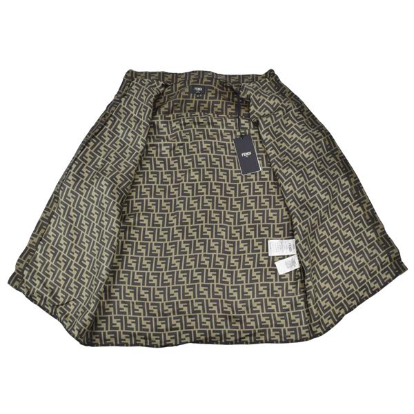 FENDI フェンディ FF総柄 シルク 半袖シャツ/FS0795 AKEE F1440 FENDI フェンディ FF総柄 シルク 半袖シャツ/FS0795 AKEE F1440