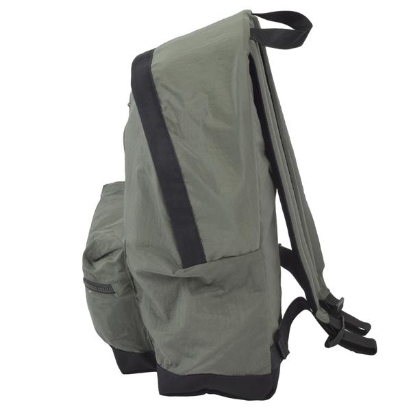 STONE ISLAND（ストーン アイランド） NYLON METAL IN ECONYL BACK