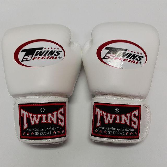 新品 正規 TWINS 本格ボクシンググローブ 赤白スター /ムエタイ/本革製 新品 正規 TWINS 本格ボクシンググローブ 赤白スター /ムエタイ/本革製