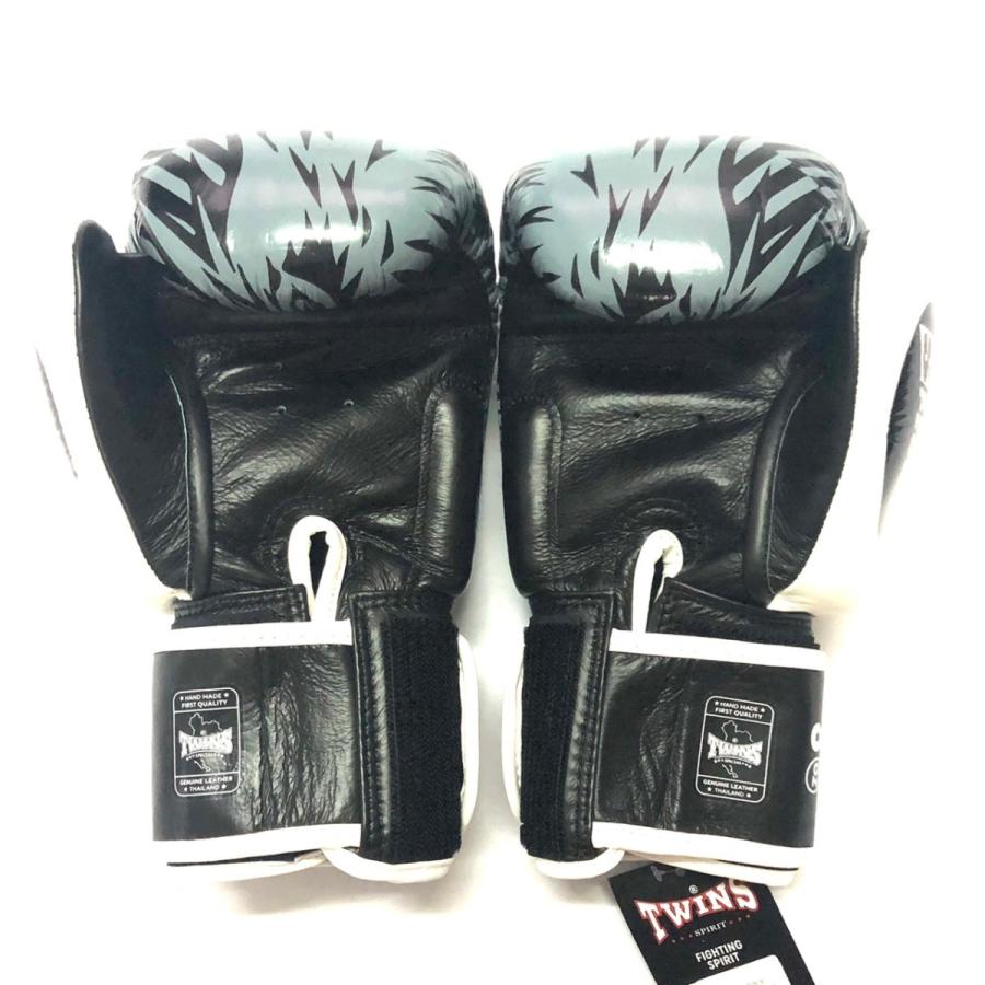 新品 正規 TWINS 本格ボクシンググローブ 黒白熊 /ボクシング/ムエタイ 