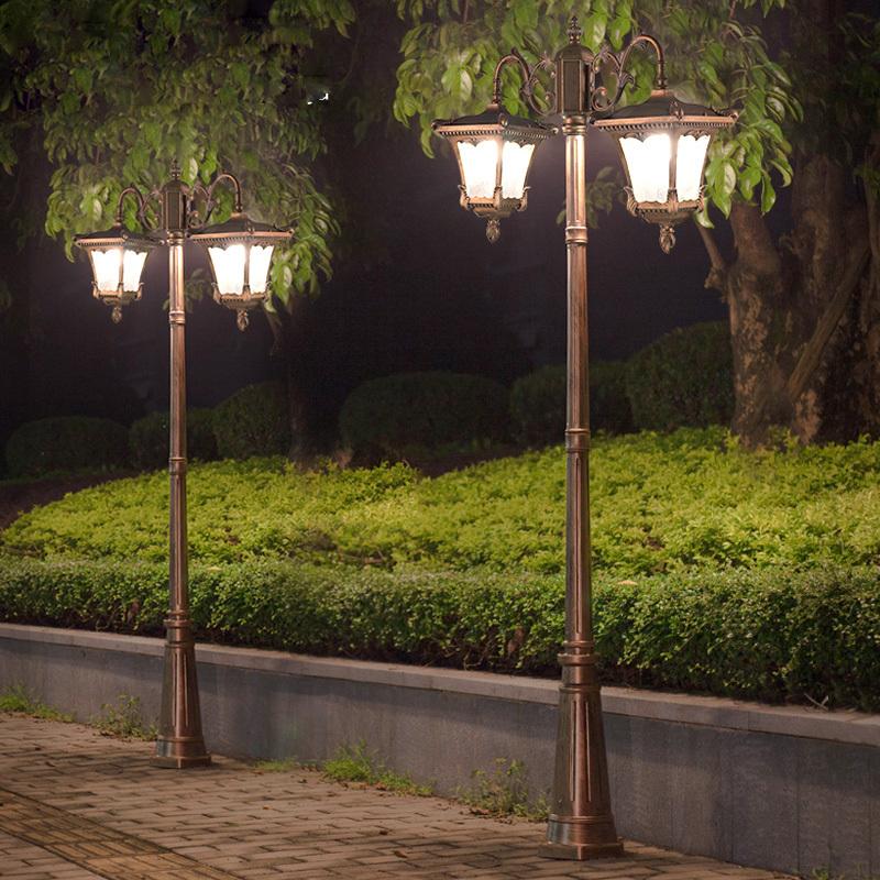 街灯 外灯 led 街灯照明 街灯ポール ヨーロピアンスタイル街路灯、屋外照明、景観照明、別荘 2.2m : MONO-PROX-STORE ...