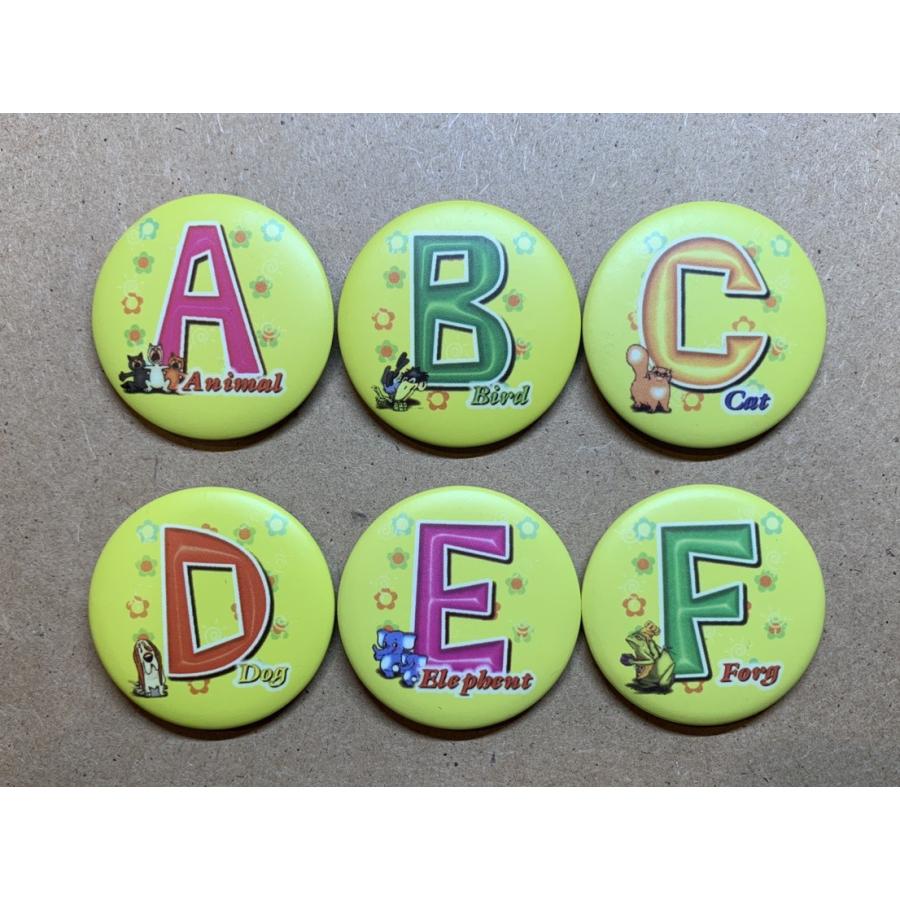 缶バッジ アルファベット 44ミリ : mono-sta - 通販 - Yahoo!ショッピング