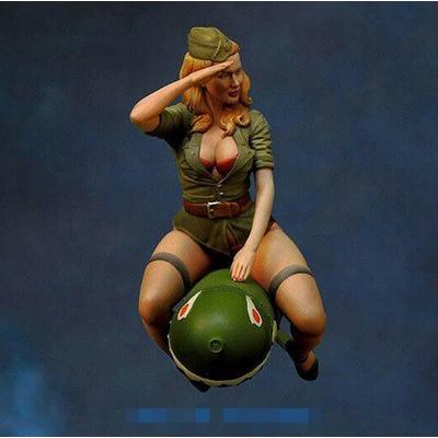 1/24 セクシー ボンバーガール ソルジャー 未塗装 レジン製
