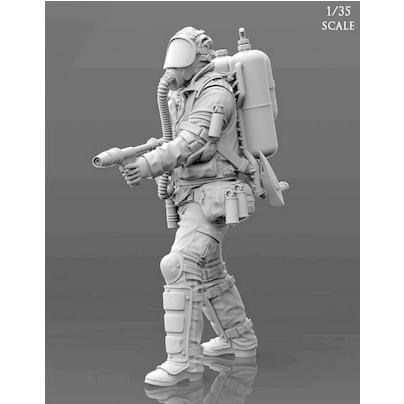 1/35 火炎放射器を持った兵士 ARMY 未塗装 レジン製 組み立て キット
