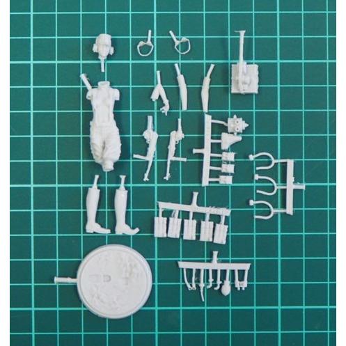 1/35 トップレスのラジオオペレーター WW2 ナチス SS 親衛隊 兵士