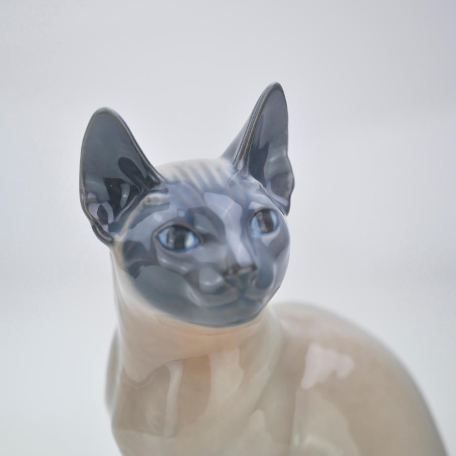 ロイヤルコペンハーゲン　3体セット　座るネコ／立つネコ／シャムネコ　ご成約済み ロイヤルコペンハーゲン 3体セット 座るネコ／立つネコ／シャムネコ ご