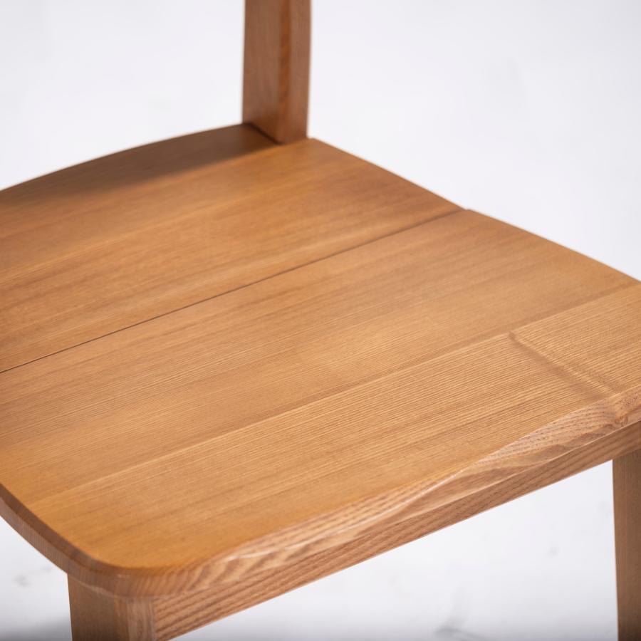 飛騨産業 ダイニングチェア HIDA キツツキ 木かげシリーズ タモ 飛騨産業 ダイニングチェア HIDA キツツキ 木かげシリーズ タモ