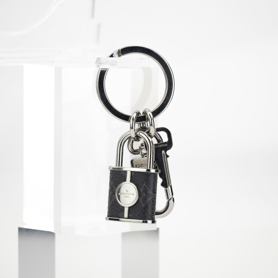 ルイヴィトン Louis Vuitton モノグラムエクリプス ポルトクレ LV  